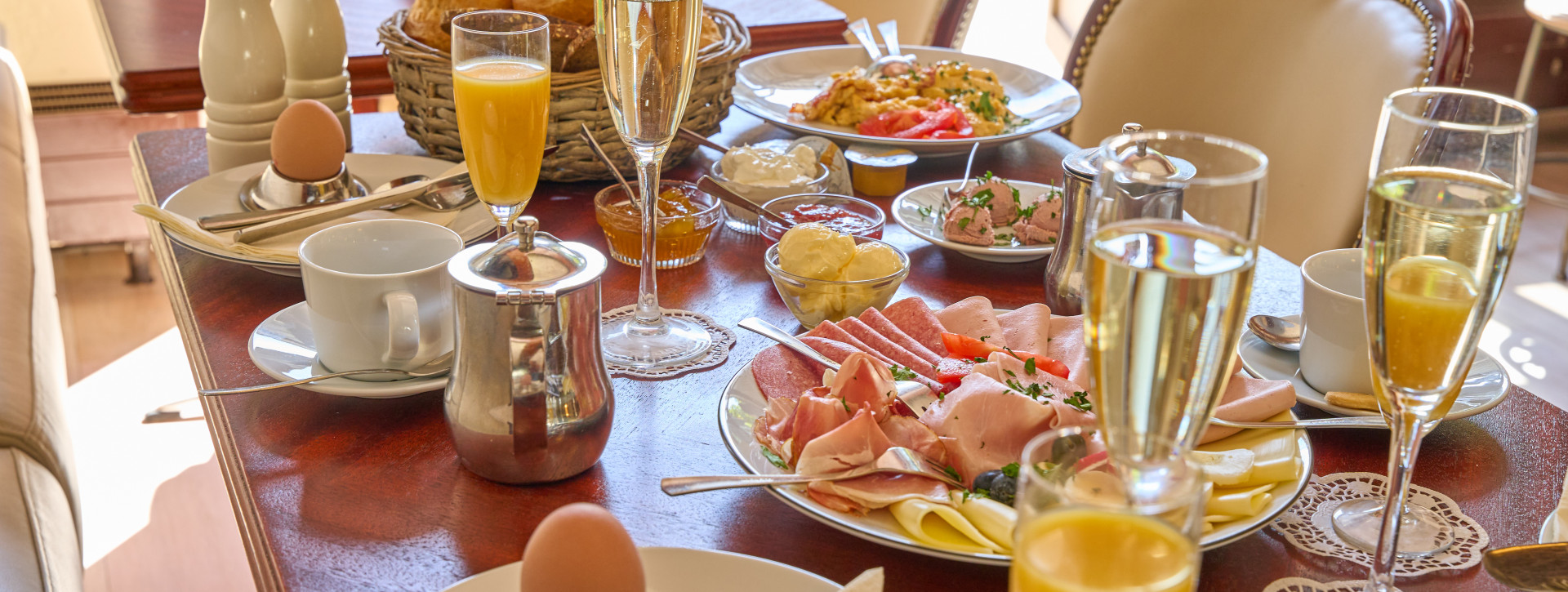 Essen im Café Schneider